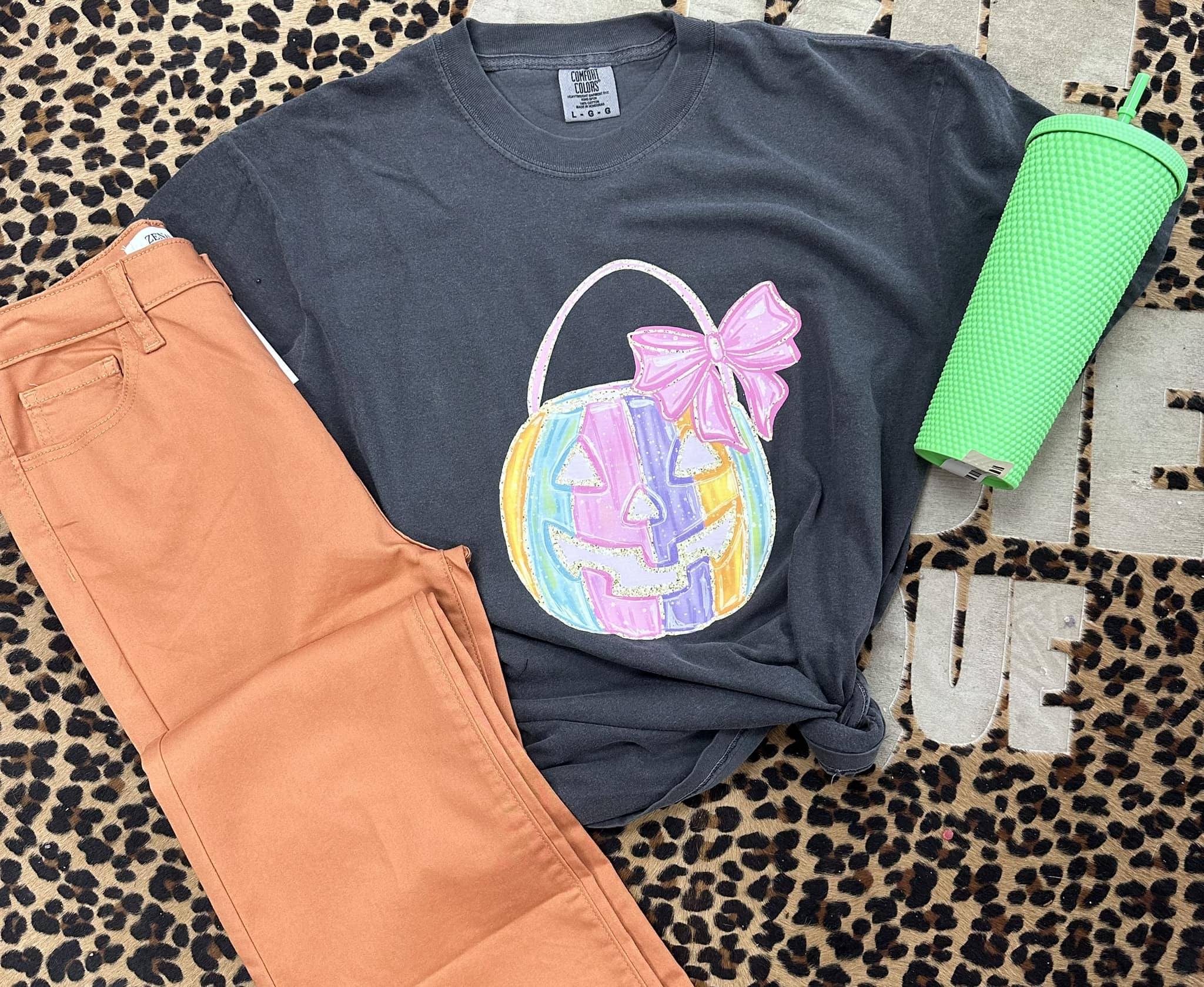 Pastel Pumpkin Tee - LARGE ONLY