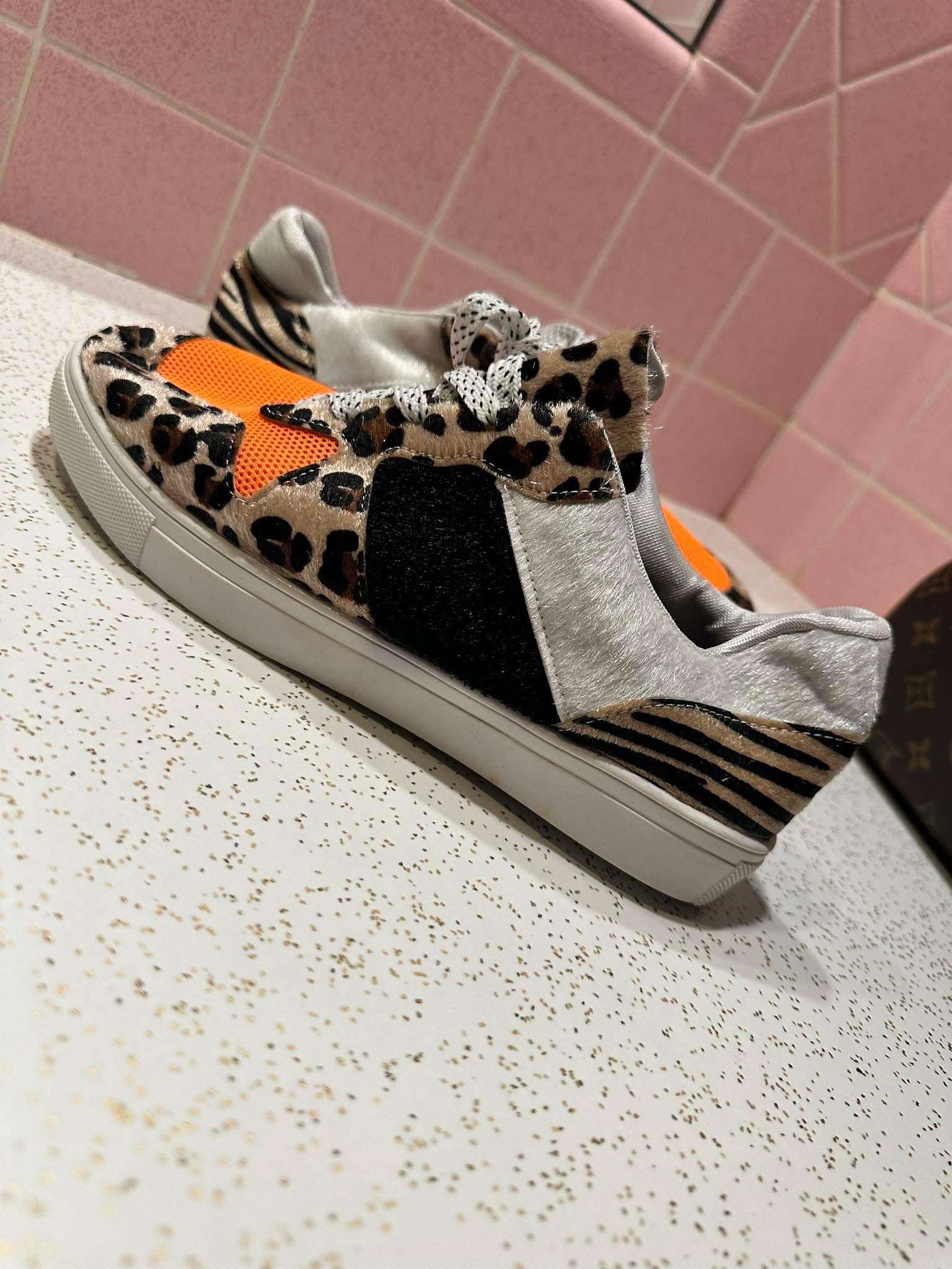 Size 9 Tennies